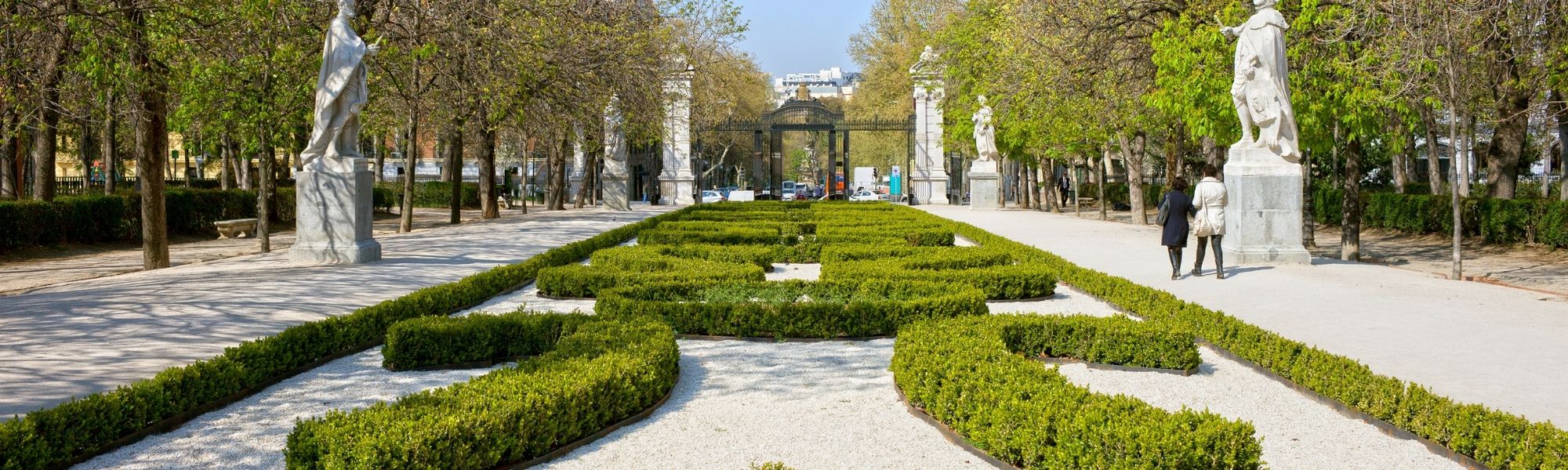 Contacte con nosotros. MORO REAL ESTATE en Madrid